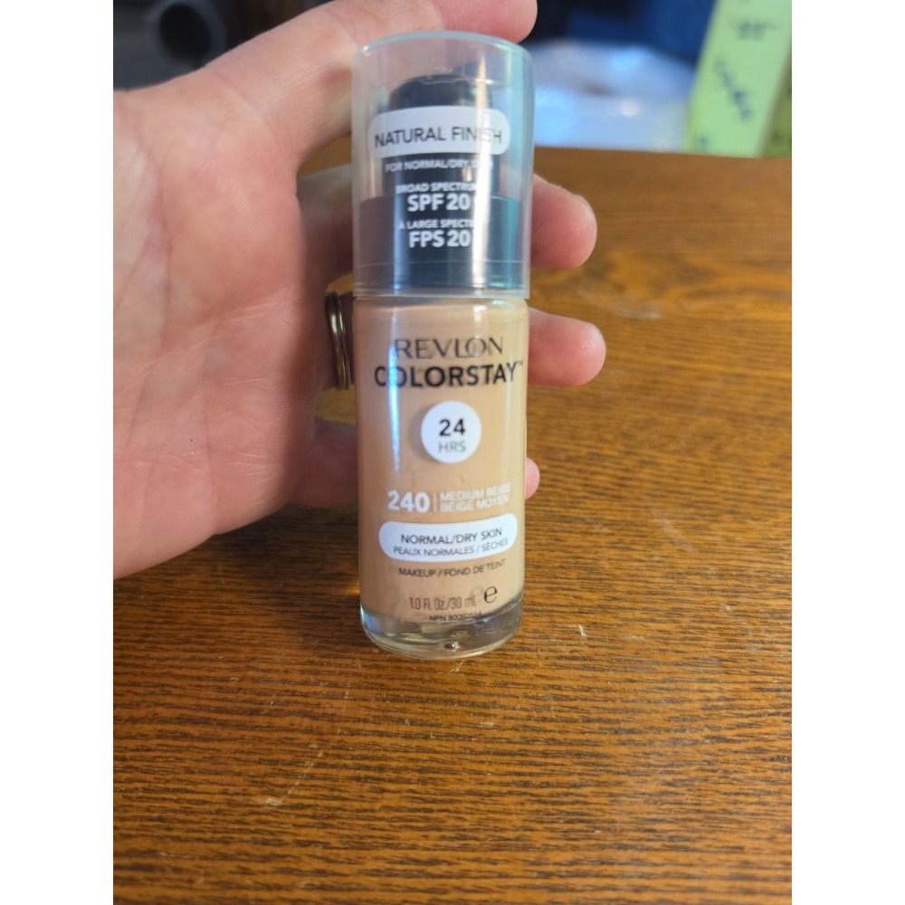 Revlon ColorStay Makeup with SoftFlex, Normal/Dry Skin, Medium Beige 240
